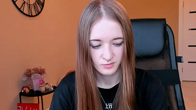 KateKayer online show from October 22, 9:31 am