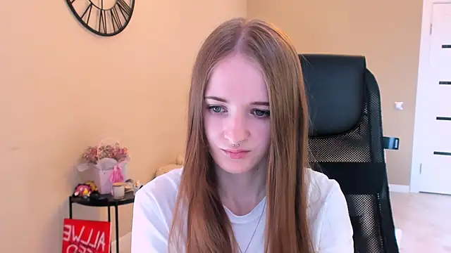 KateKayer online show from October 19, 9:12 am