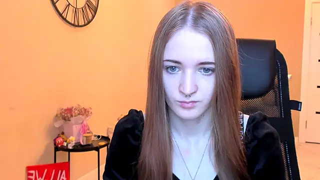KateKayer online show from November 10, 11:15 am
