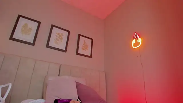  lucia 18 online show from November 26, 1:33 pm