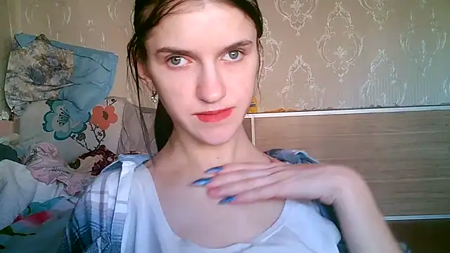 Casey Jeannie online show from April 5, 11:28 am