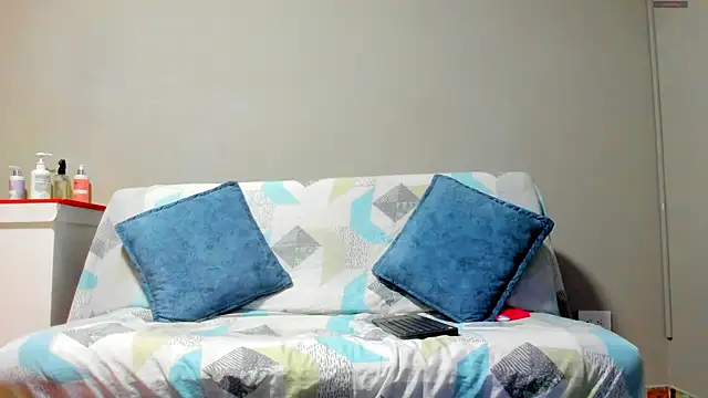 cinderella jackson online show from April 16, 11:44 am