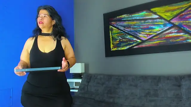 Snapshot of cinderella_jackson chatting on March 22, 5:09 pm cinderella jackson online show from March 22, 5:09 pm