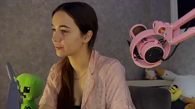 CupSizeGirl online show from February 22, 5:21 am