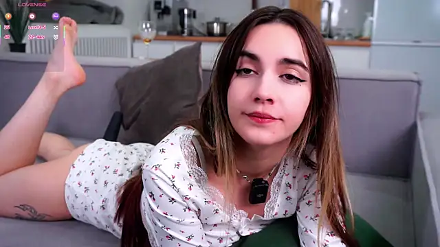 CupSizeGirl online show from November 24, 1:22 pm