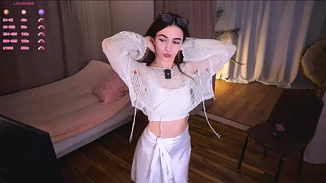 CupSizeGirl online show from November 3, 1:15 pm