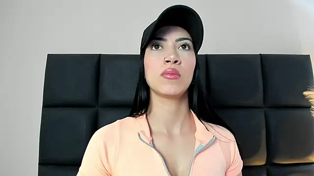 AbbieJoness  online show from December 16, 11:36 am