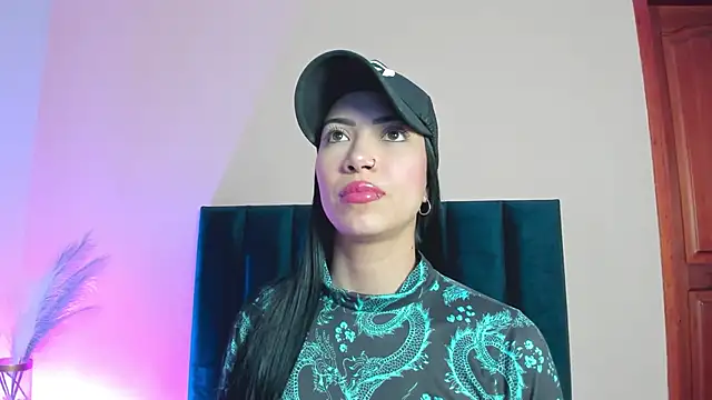 AbbieJoness  online show from October 24, 11:31 am