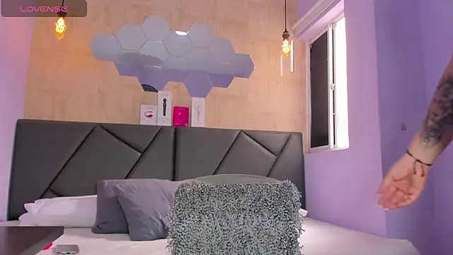 Snapshot of valentina-diiaz chatting on May 30, 6:57 pm valentina-diiaz online show from May 30, 6:57 pm
