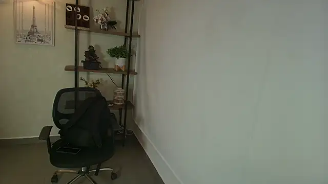 Snapshot of _Victoria_Collins chatting on July 10, 11:10 am Victoria Collins online show from July 10, 11:10 am