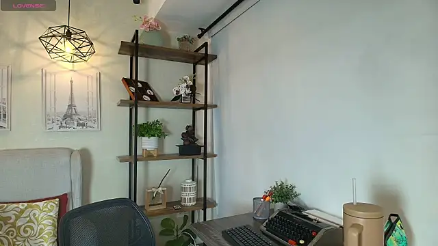  Victoria Collins online show from March 27, 11:44 am