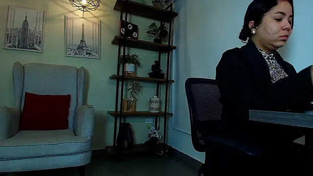  Victoria Collins online show from February 21, 10:28 am