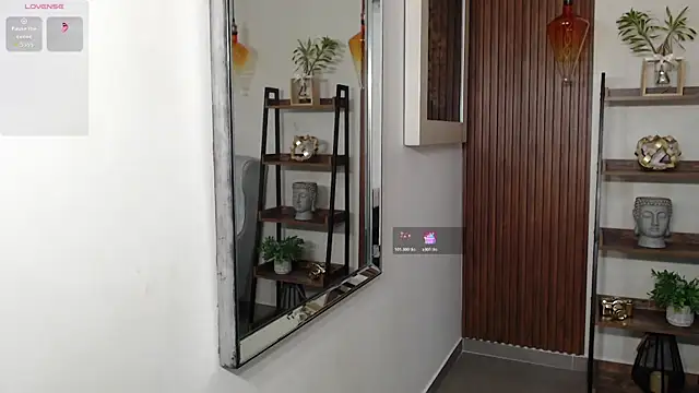  Victoria Collins online show from December 16, 11:03 am