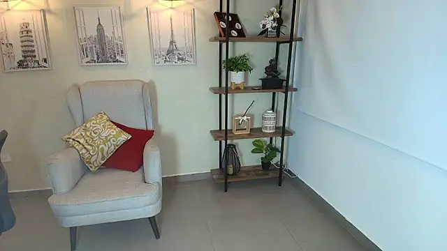  Victoria Collins online show from March 25, 11:42 am