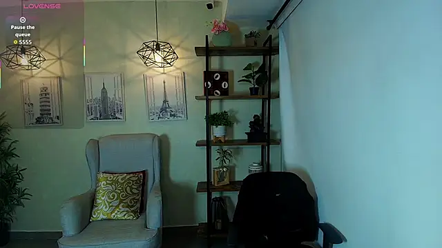  Victoria Collins online show from February 22, 10:39 am