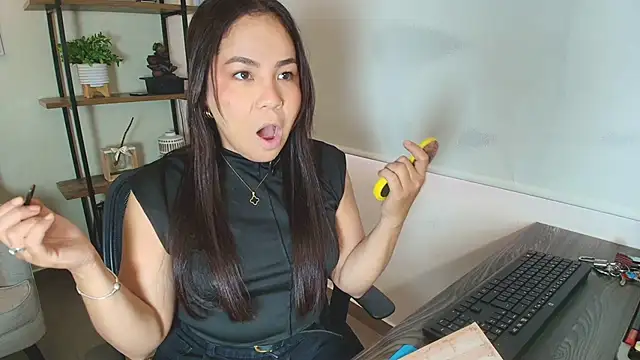  Victoria Collins online show from March 19, 11:54 am