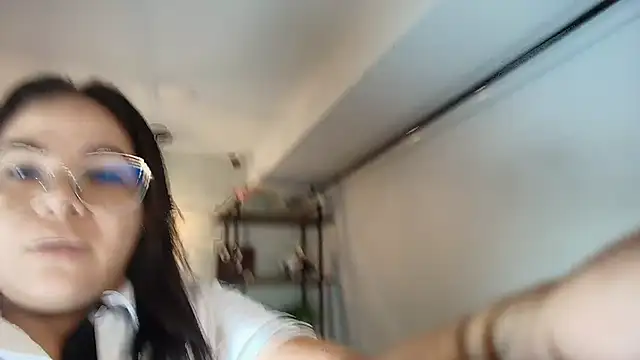  Victoria Collins online show from June 3, 11:11 am