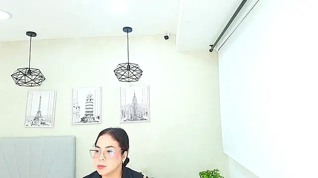  Victoria Collins online show from November 19, 10:59 am