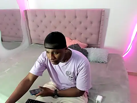 Luis123- online show from November 21, 5:23 pm