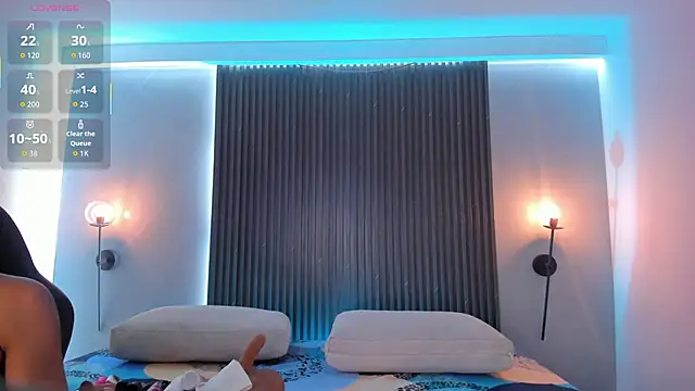 ciara blake online show from November 19, 7:58 pm