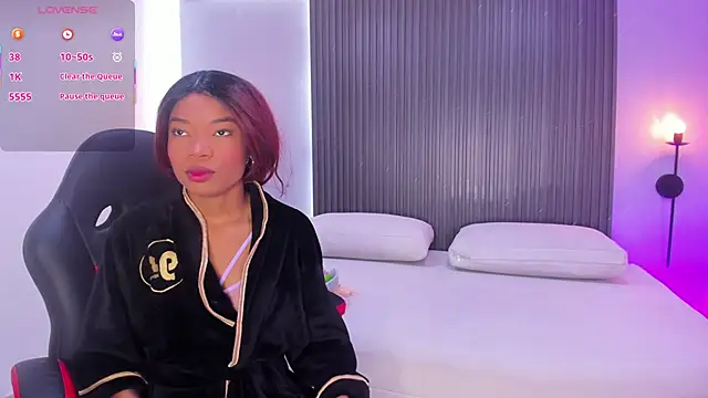 ciara blake online show from October 9, 7:36 pm