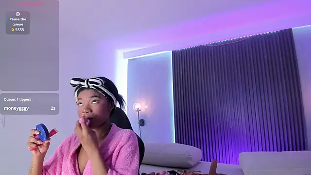 ciara blake online show from January 10, 7:53 pm