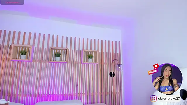 ciara blake online show from March 23, 7:47 pm