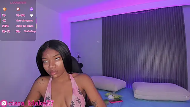 ciara blake online show from October 28, 7:46 pm