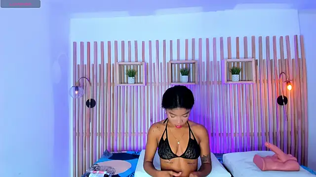 Snapshot of ciara_blake chatting on May 2, 7:41 pm ciara blake online show from May 2, 7:41 pm