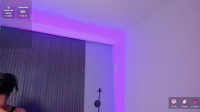 ciara blake online show from December 3, 7:57 pm