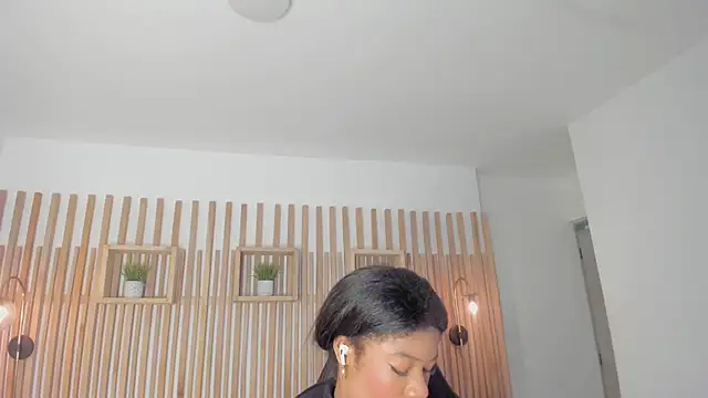 ciara blake online show from January 6, 11:36 am