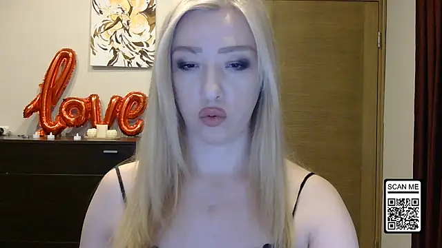 Wild Silk Desire online show from March 30, 5:25 pm