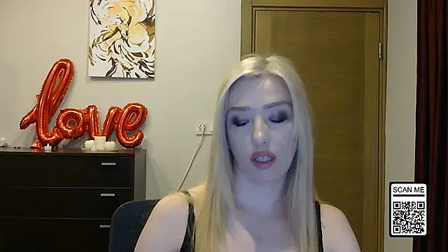 Wild Silk Desire online show from March 27, 4:30 pm