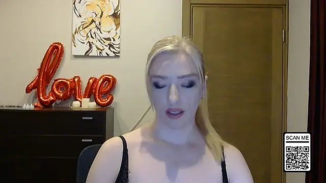 Wild Silk Desire online show from March 13, 4:45 pm