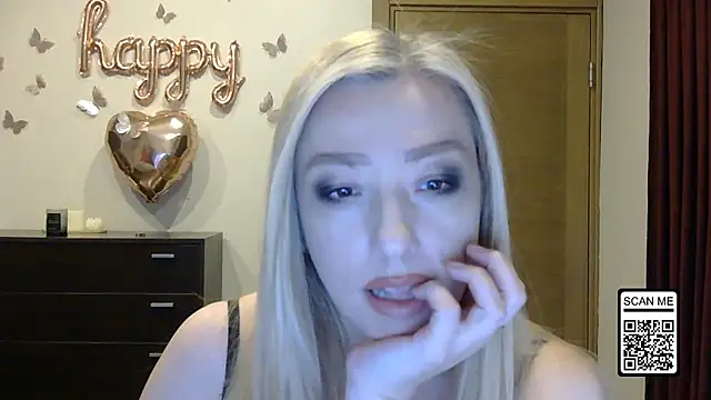 Wild Silk Desire online show from April 15, 5:50 pm