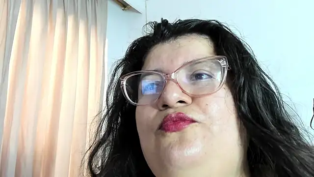 Snapshot of mystery_psique chatting on July 7, 3:15 pm mystery psique online show from July 7, 3:15 pm