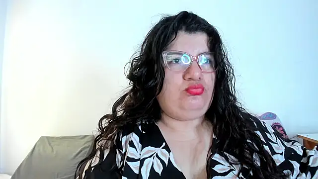 Snapshot of mystery_psique chatting on April 26, 1:41 pm mystery psique online show from April 26, 1:41 pm