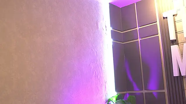 Susan wall online show from April 22, 1:51 pm