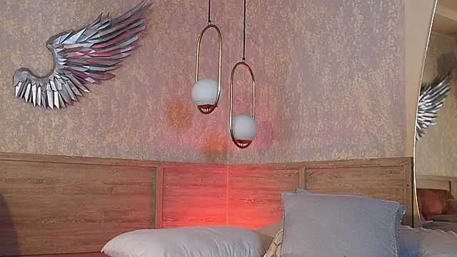 Susan wall online show from March 18, 3:35 pm