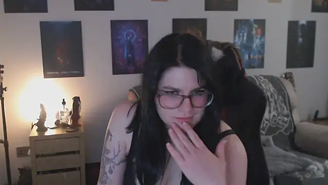 GothSuccubusBabe online show from September 27, 11:55 pm
