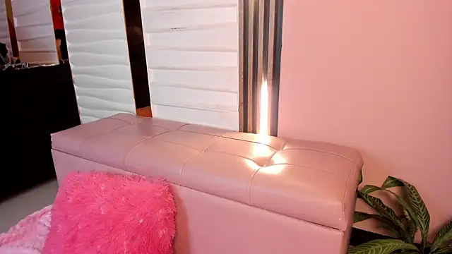 Victoriaa2 Doll online show from June 2, 12:05 pm