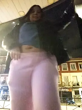 hotCOUPLEPETRA online show from December 18, 2:16 am