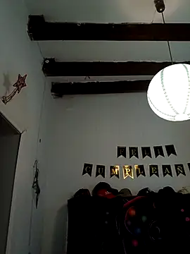 hotCOUPLEPETRA online show from April 12, 6:00 pm