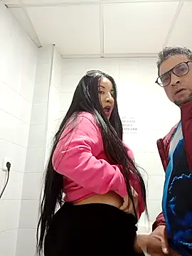 hotCOUPLEPETRA online show from March 18, 5:14 pm