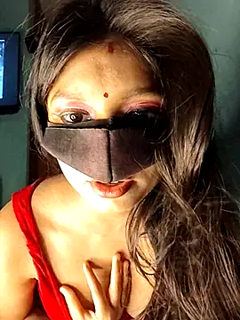 Riya 35 sexy online show from May 26, 7:45 pm