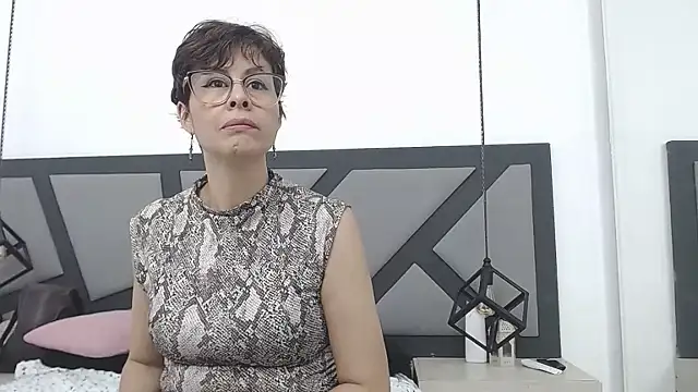 Snapshot of amanda_ramirez chatting on June 5, 8:14 pm amanda ramirez online show from June 5, 8:14 pm