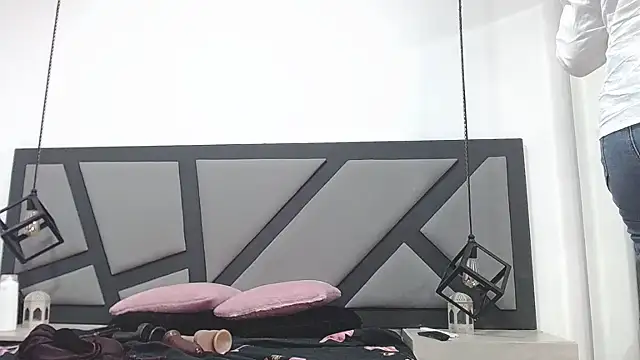amanda ramirez online show from May 29, 10:27 pm