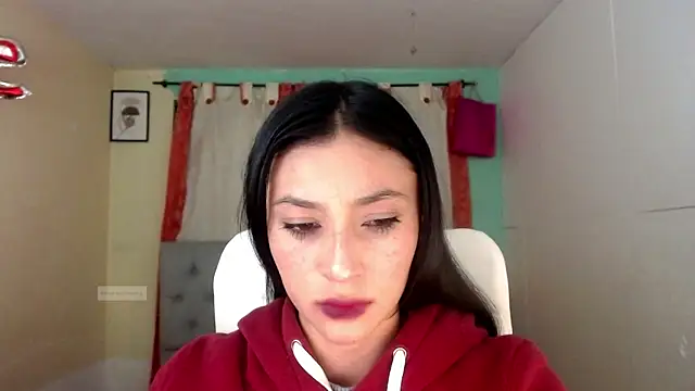 Snapshot of vale_miel chatting on November 28, 3:17 am vale miel online show from November 28, 3:17 am