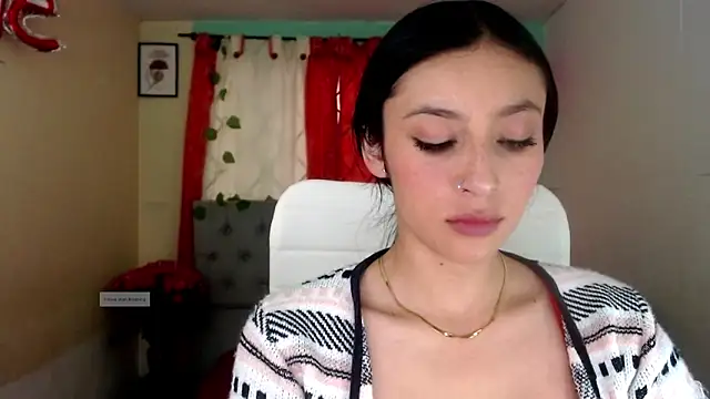 Snapshot of vale_miel chatting on October 24, 7:13 pm vale miel online show from October 24, 7:13 pm