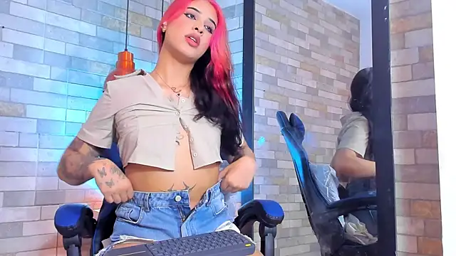 DixyPalmer online show from September 26, 7:32 pm